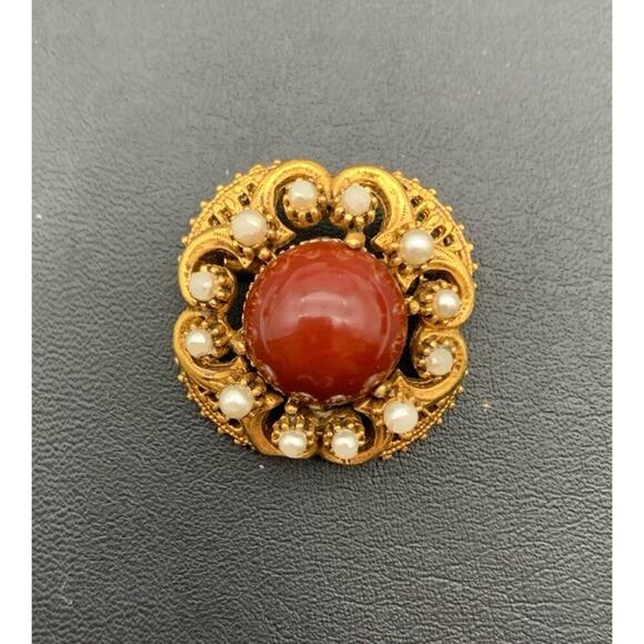 Vintage Florenza Open Work Gold Tone Faux Pearl Dark Wine Cabochon Brooch - Picture 2 of 5
